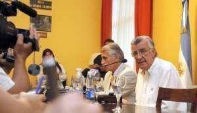 El Gobierno anunci� el pago de un plus salarial de $860