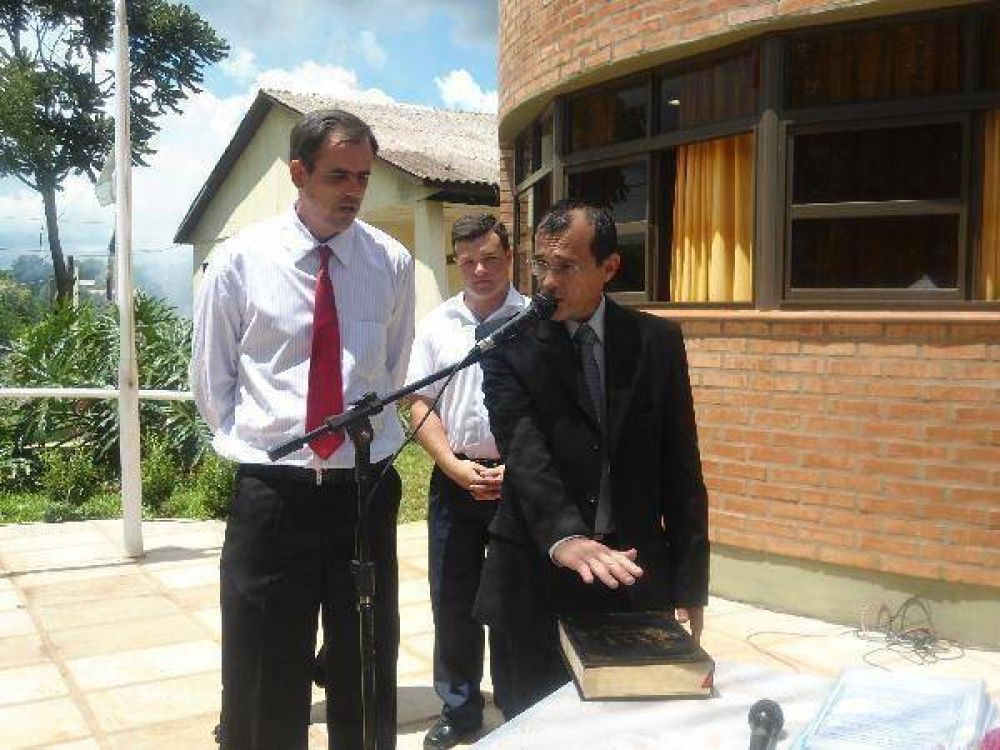 San Antonio: Despu�s de 12 a�os jura un nuevo intendente