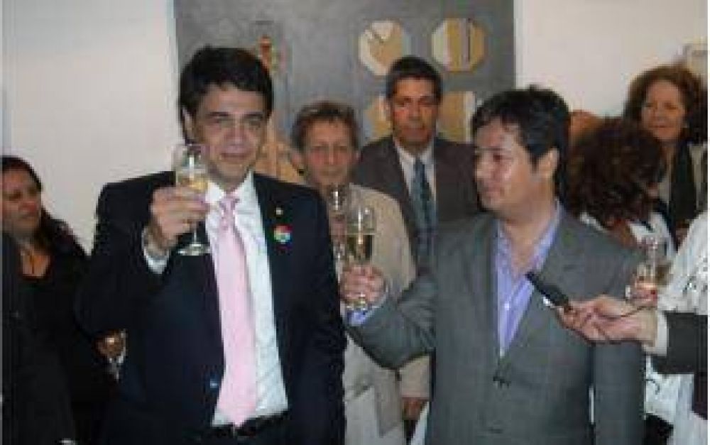 Macri dio inicio a la fiesta del aniversario