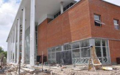 Contin�a avanzando la construcci�n de la Casa de Gobierno Municipal