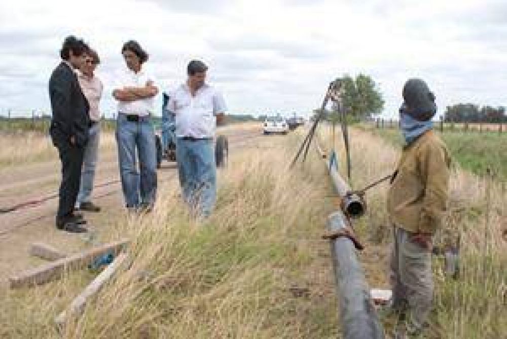 Construyen gasoducto para mejorar el suministro a Chivilcoy 