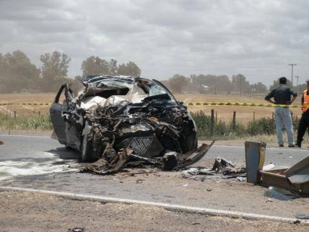Una familia de la localidad de Pellegrini perdi� la vida en el accidente de la ruta 5