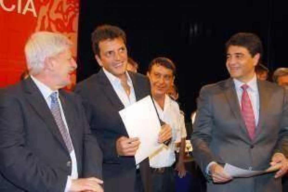 La Regi�n metropolitana norte conmemor� el "D�a de la Polic�a"