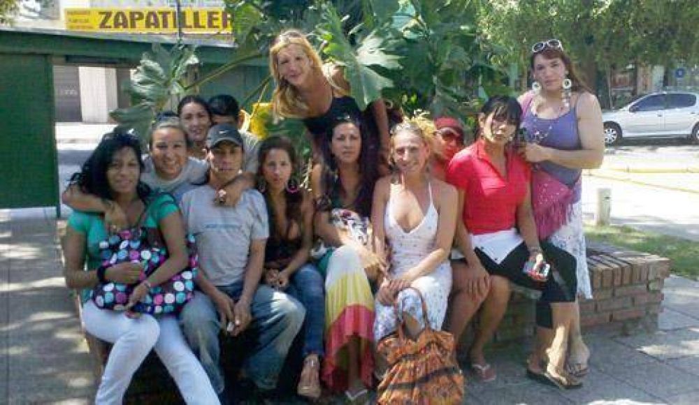 En Pilar, trans acordaron vestirse "decentemente"