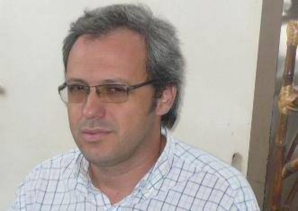 Juan Riera: Cr�ticas a la gesti�n de salud