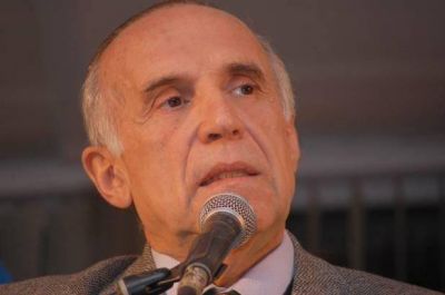 Passaglia ya adopt� medidas para recortar los gastos municipales