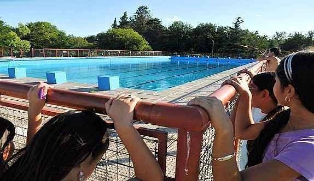 Los dos principales natatorios municipales est�n cerrados