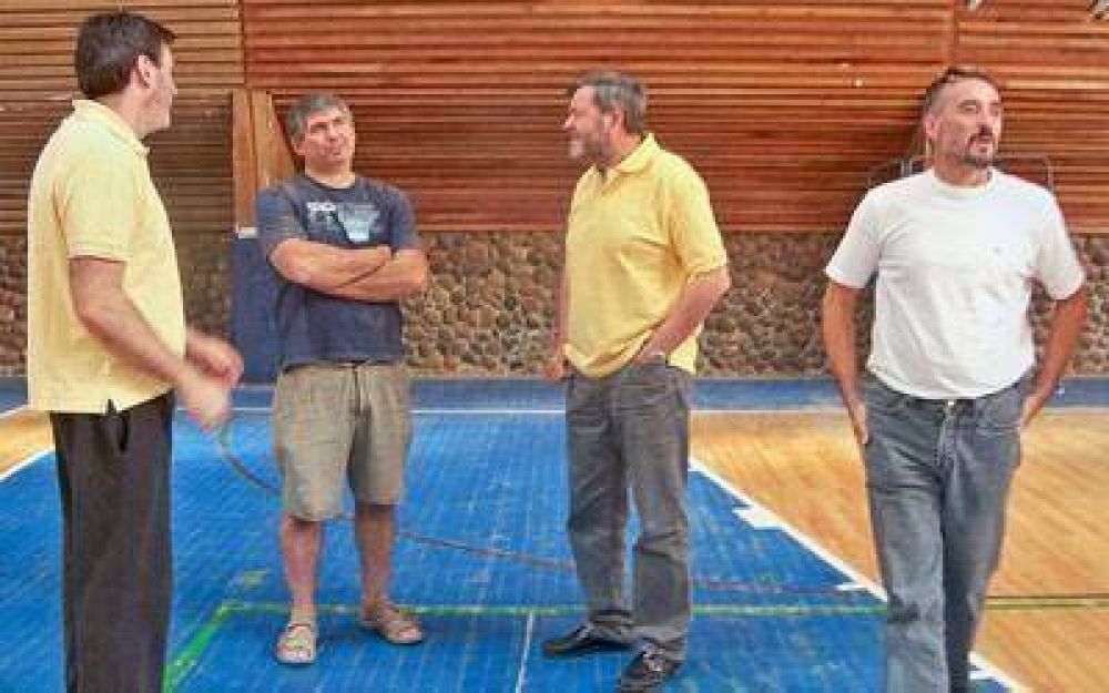 Maim� relev� avances de obra en Complejo Municipal de Truncado
