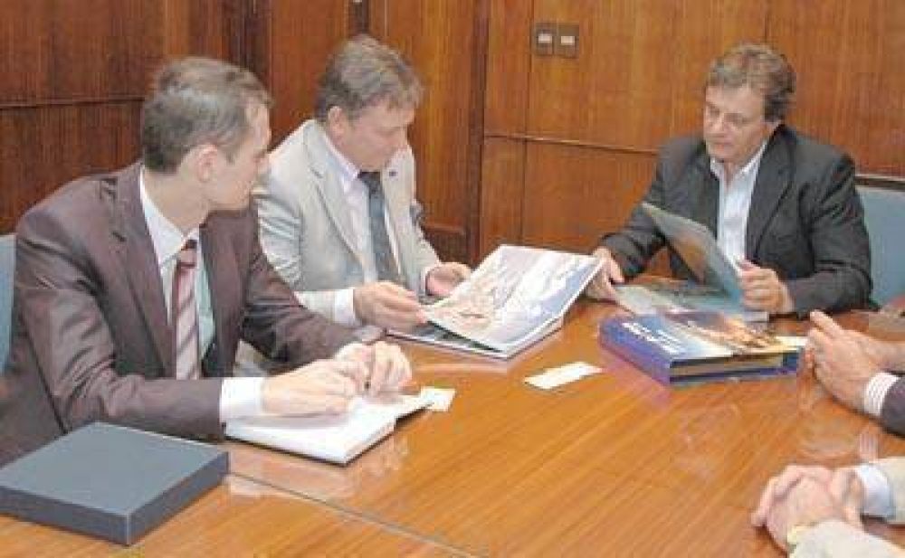 Pulti recibi� al embajador ruso