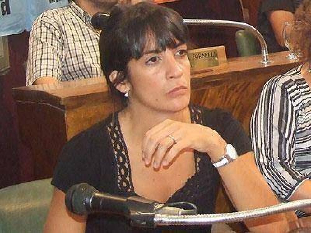 LOMAS: Lorences ratific� que estudian la unificaci�n de los bloques del PJ y el FpV
