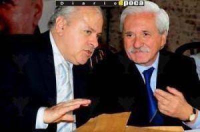 El Gobernador analiz� junto con su equipo c�mo abordar�n el 2009.