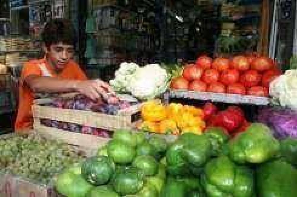 Verduras y carnes van a contramano del mercado