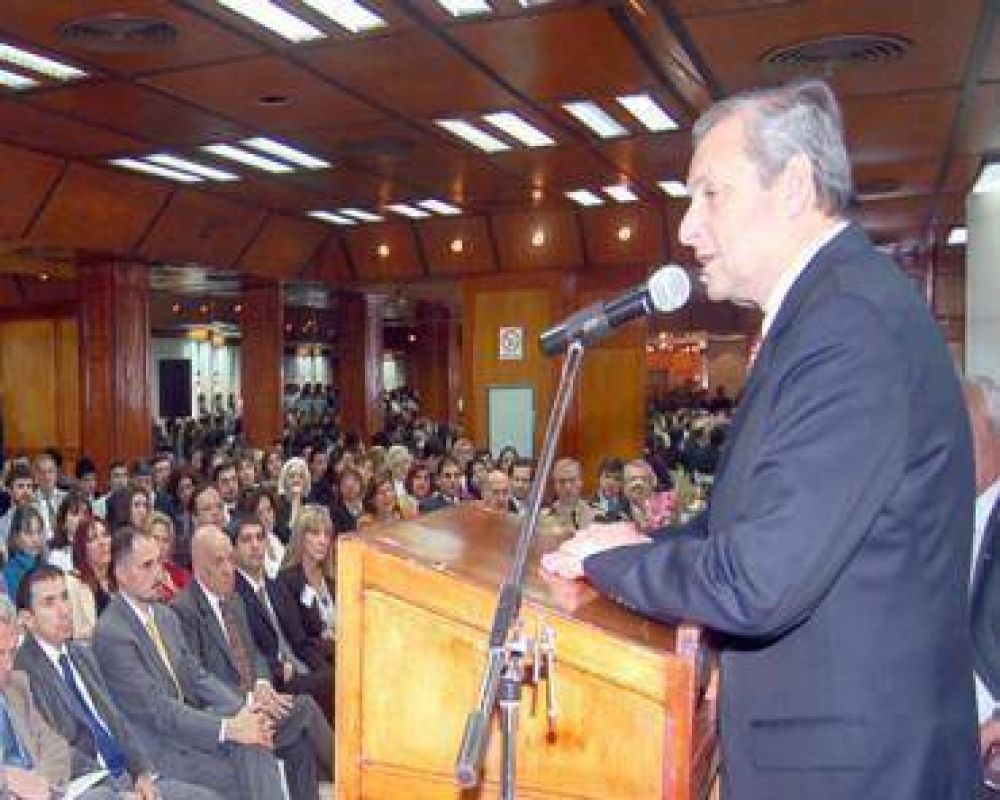 Asume Lauritto en el Ministerio de Educaci�n