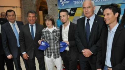 MUNDIAL DE MOTOCICLISMO: Urribarri estuvo en la presentaci�n oficial
