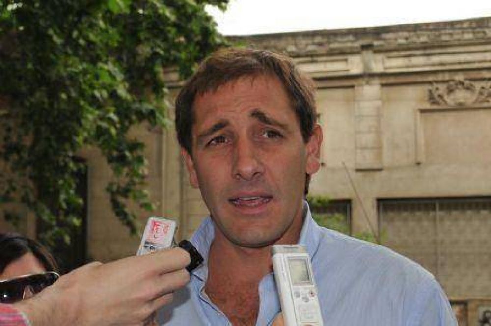 Julio Garro: �Tras lo sucedido en la Legislatura, la de Casal me pareci� una actitud medio c�moda�