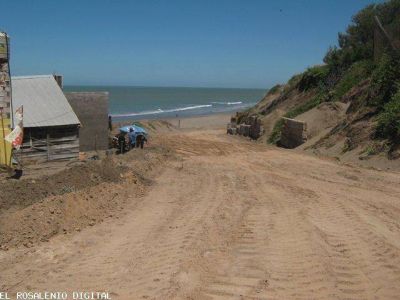 Se habilit� una nueva bajada a la playa de Pehuen Co para el uso exclusivo de veh�culos 