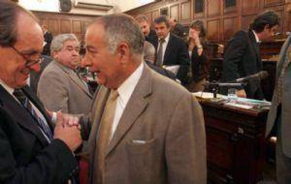 Unidos, cobistas y UCR tendr�n m�s legisladores que el PJ