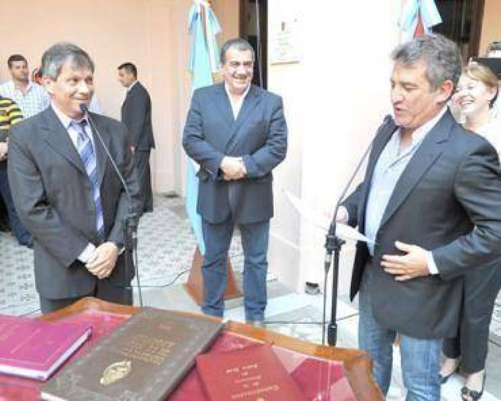 Asumi� B�ez como Ministro de Cultura