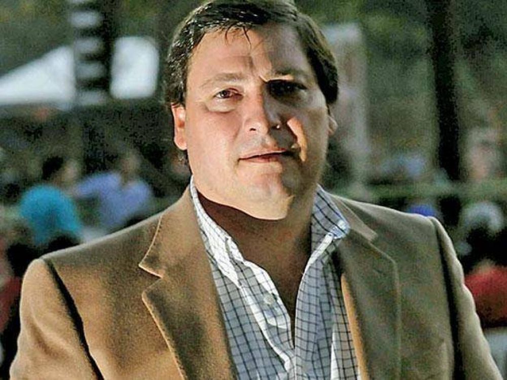 Paco P�rez se vali� de una singular interpretaci�n legal para nombrar al ex intendente Parisi en el IPV
