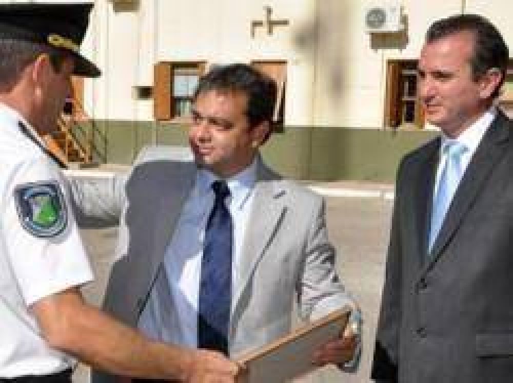 Premiaron a integrantes de la polic�a en Mendoza