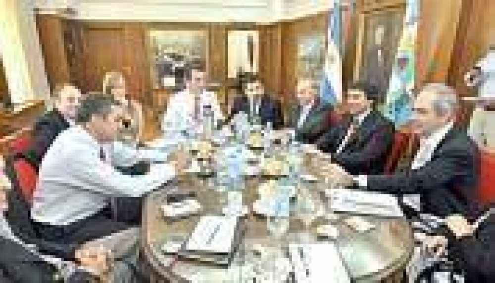 Amparo contra la Promoci�n tendr� apoyo legislativo