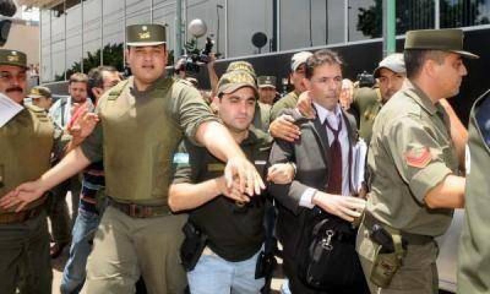 Conoc� a los mendocinos que fueron a intervenir Cablevisi�n