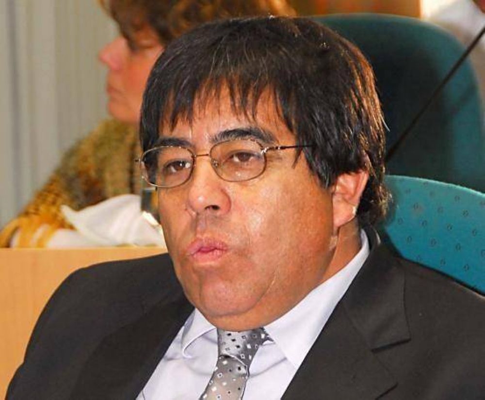 Contreras solicita mayor control sobre las operadoras