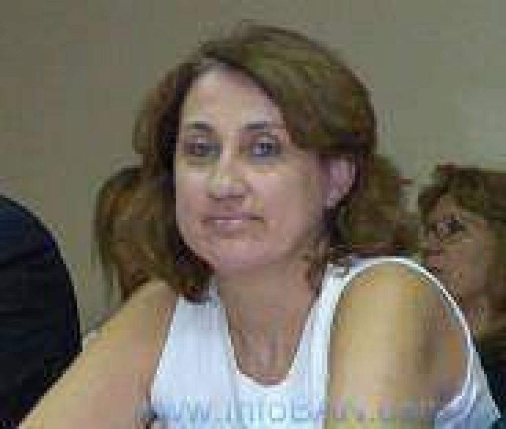 Rosso conforme con los anuncios presidenciales