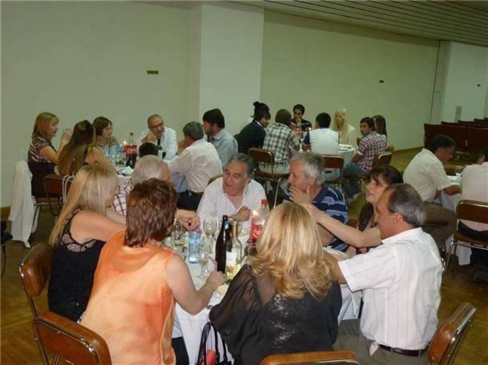 La C�mara hizo la cena de fin de a�o