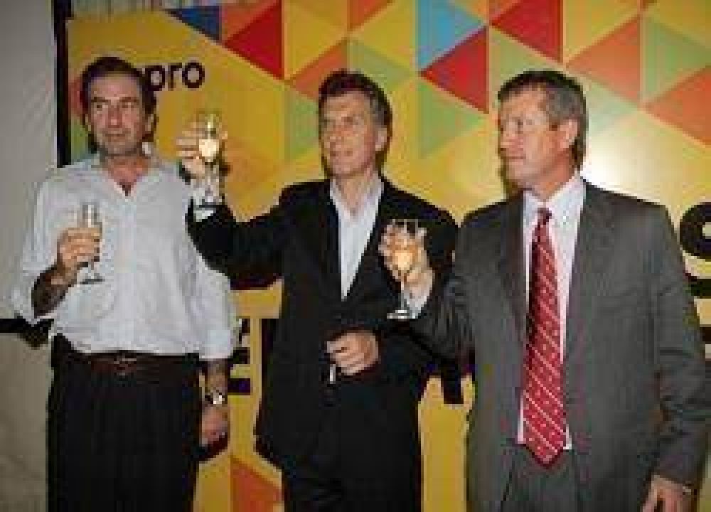 Macri anunci� las bases de su plataforma 2015