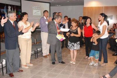 Programa Pueblos Puntanos: entreg� aportes a m�s de 90 asociaciones vecinales