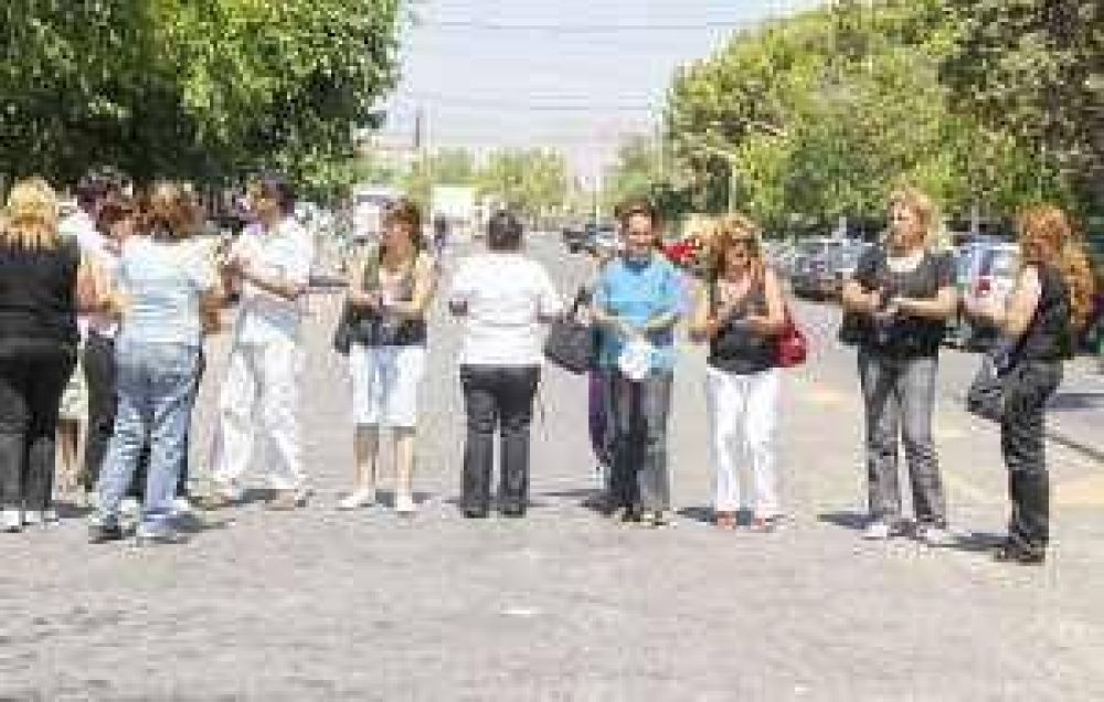 Rivadavia: rescinden contratos de un plan de empleo municipal