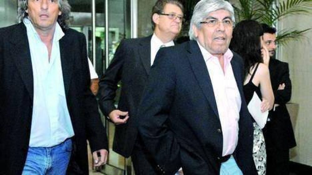 Cristina falt� a una cita con empresarios y eludi� a Moyano