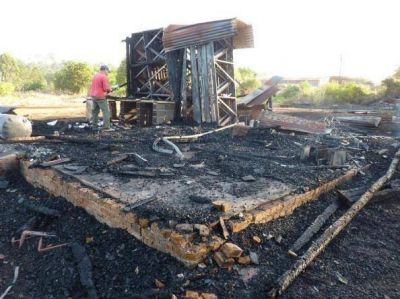 Se incendi� un dep�sito de la municipalidad de Ober�