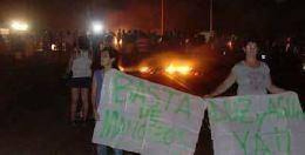 Cortes de Luz: "La alta demanda" fue la justificaci�n que us� EMSA y pidi� a la poblaci�n "uso racional"