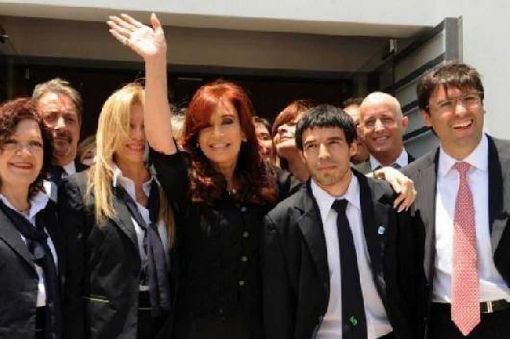 Cristina inaugur� una nueva Unidad de Atenci�n Integral de Anses en Villa Albertina
