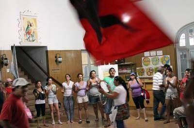 Desocupados de General Pico tomaron el edificio de la Municipalidad y hay tensi�n