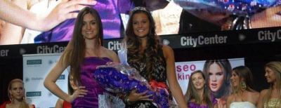Una joven rosarina se coron� como Miss Mundo Santa Fe 2012