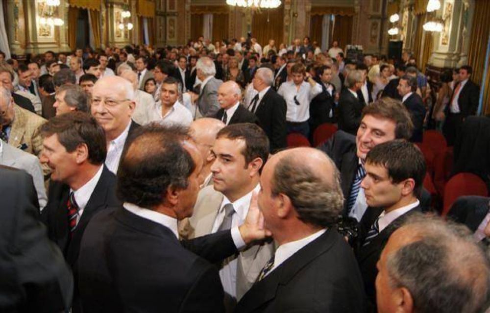 LUJ�N - EL DR. LUCIANI EN EL LANZAMIENTO DEL PLAN CIENT�FICO-TECNOL�GICO 2011-2015