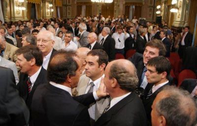 LUJ�N - EL DR. LUCIANI EN EL LANZAMIENTO DEL PLAN CIENT�FICO-TECNOL�GICO 2011-2015