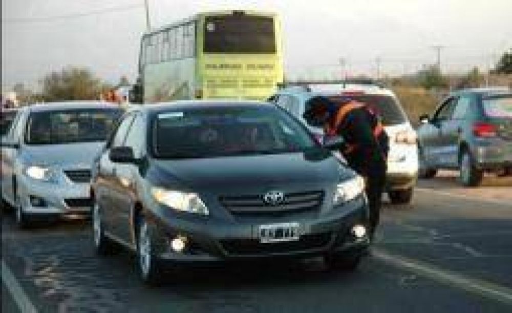 Por las fiestas, intensifican controles viales con �tolerancia cero�