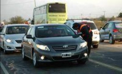 Por las fiestas, intensifican controles viales con �tolerancia cero�