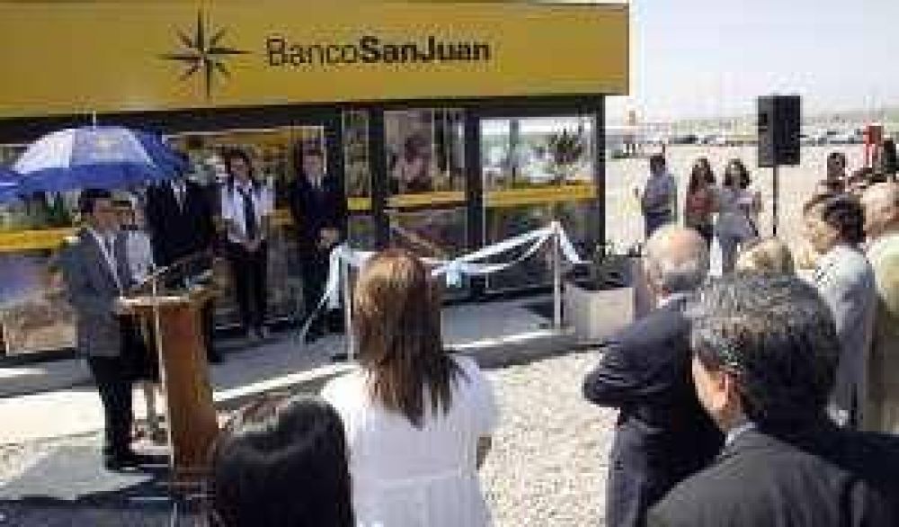 Banco San Juan, con nuevo centro en Albard�n