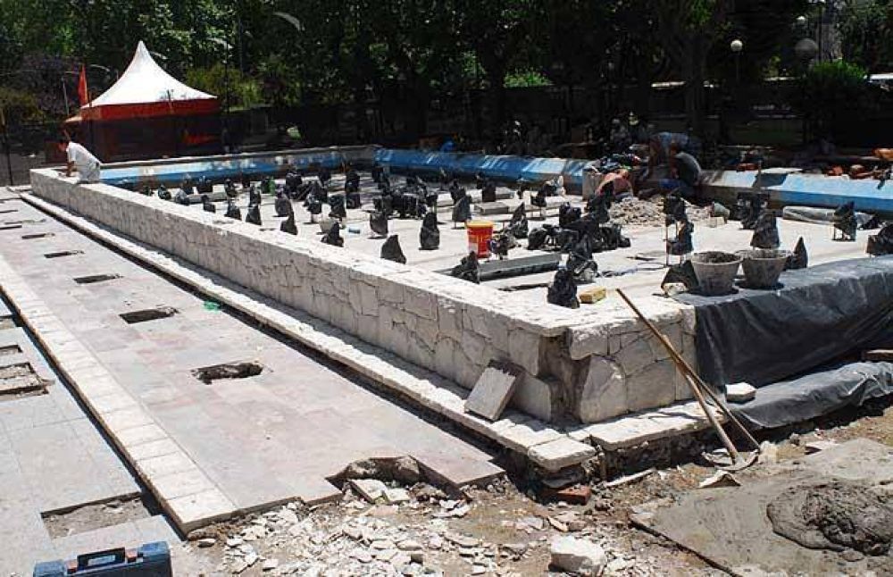 La nueva fuente de peatonal San Mart�n