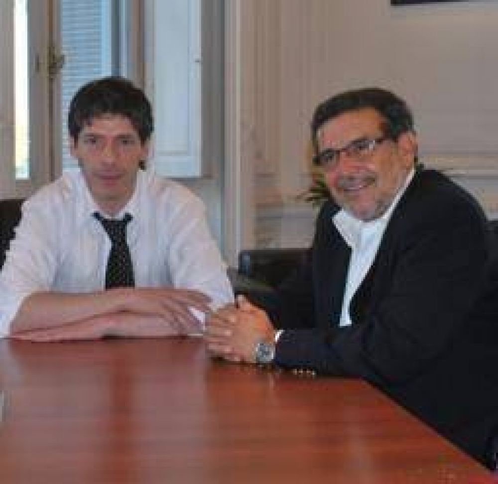 Beder Herrera le adelant� a los K sus demandas para el 2012