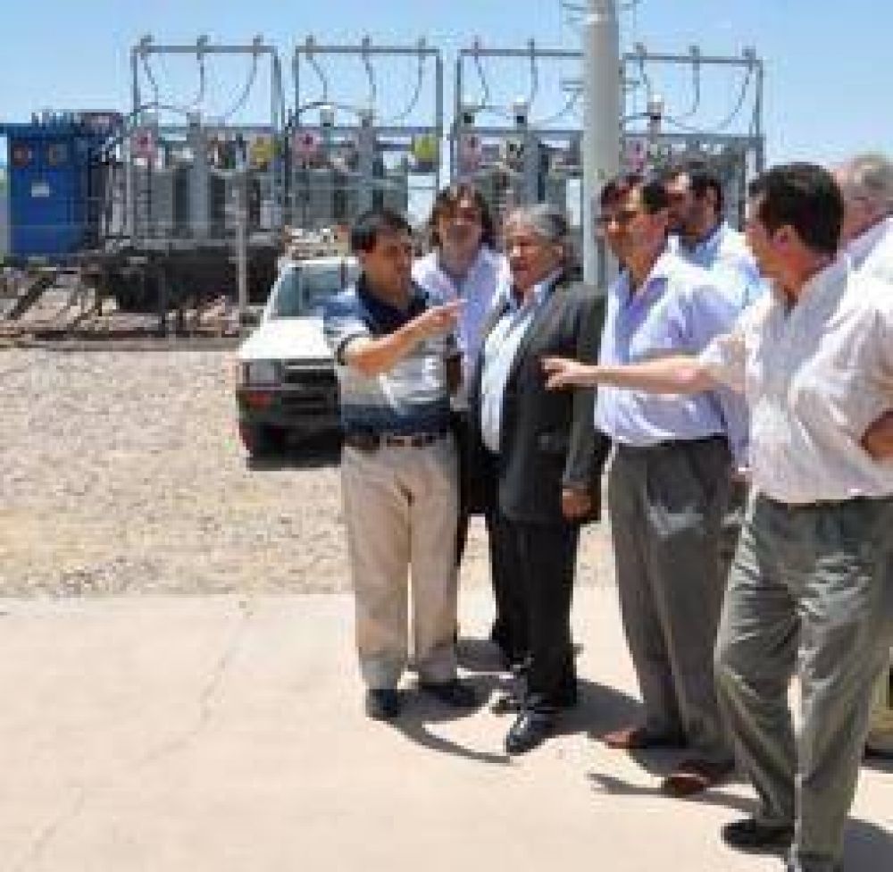 Edelar busca frenar la embestida oficial por su deficiente servicio