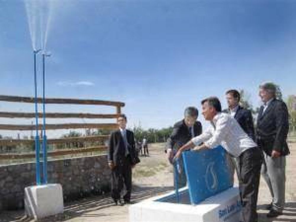 M�s de 40 familias de Salinas del Bebedero ya tienen agua