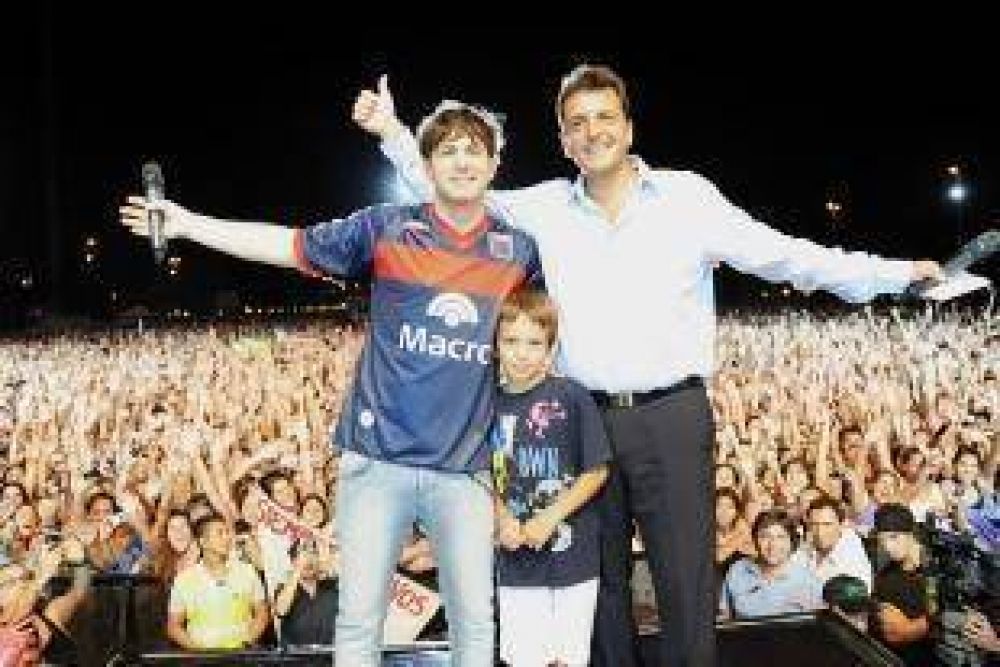 Axel e I�aki hicieron vibrar Tigre en las v�speras de Navidad