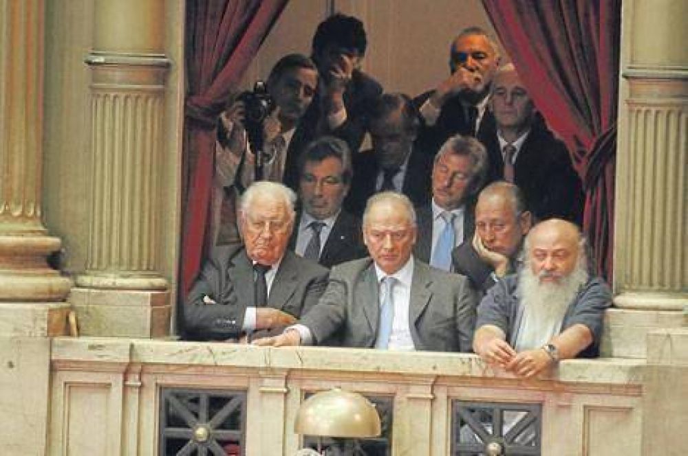 La batalla Vila/Manzano vs. Clar�n sigue en la TV abierta