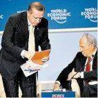 Desplante del premier de Turqu�a en Davos